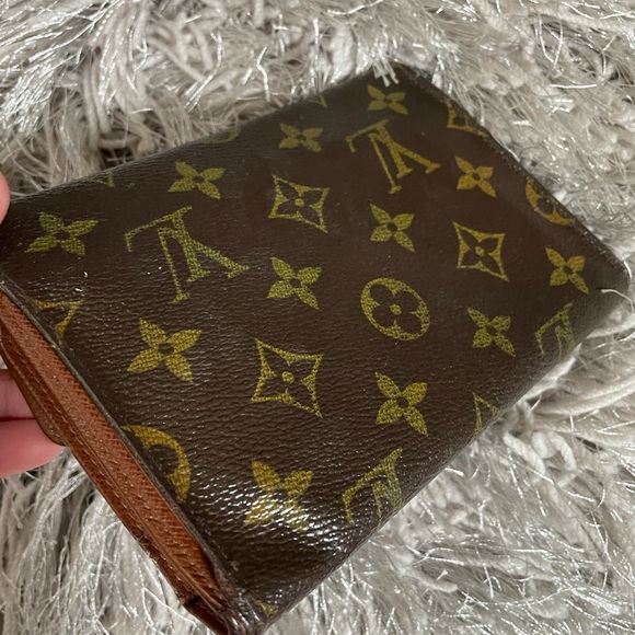 SOLD SOLD SOLD - Picture 4 of 17